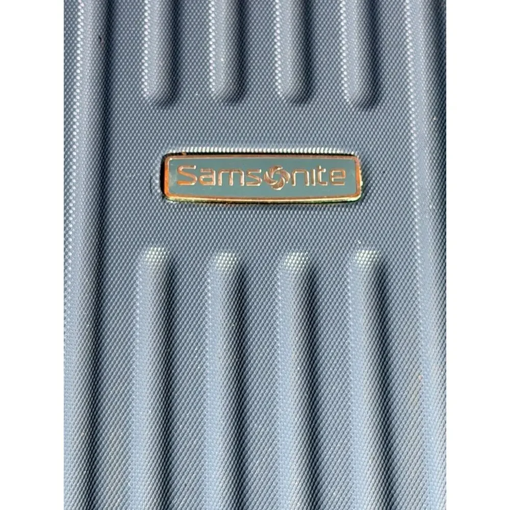 Samsonite Blue Hardside Spinner Carry-On Suitcase Expandable 4-Wheel Luggage